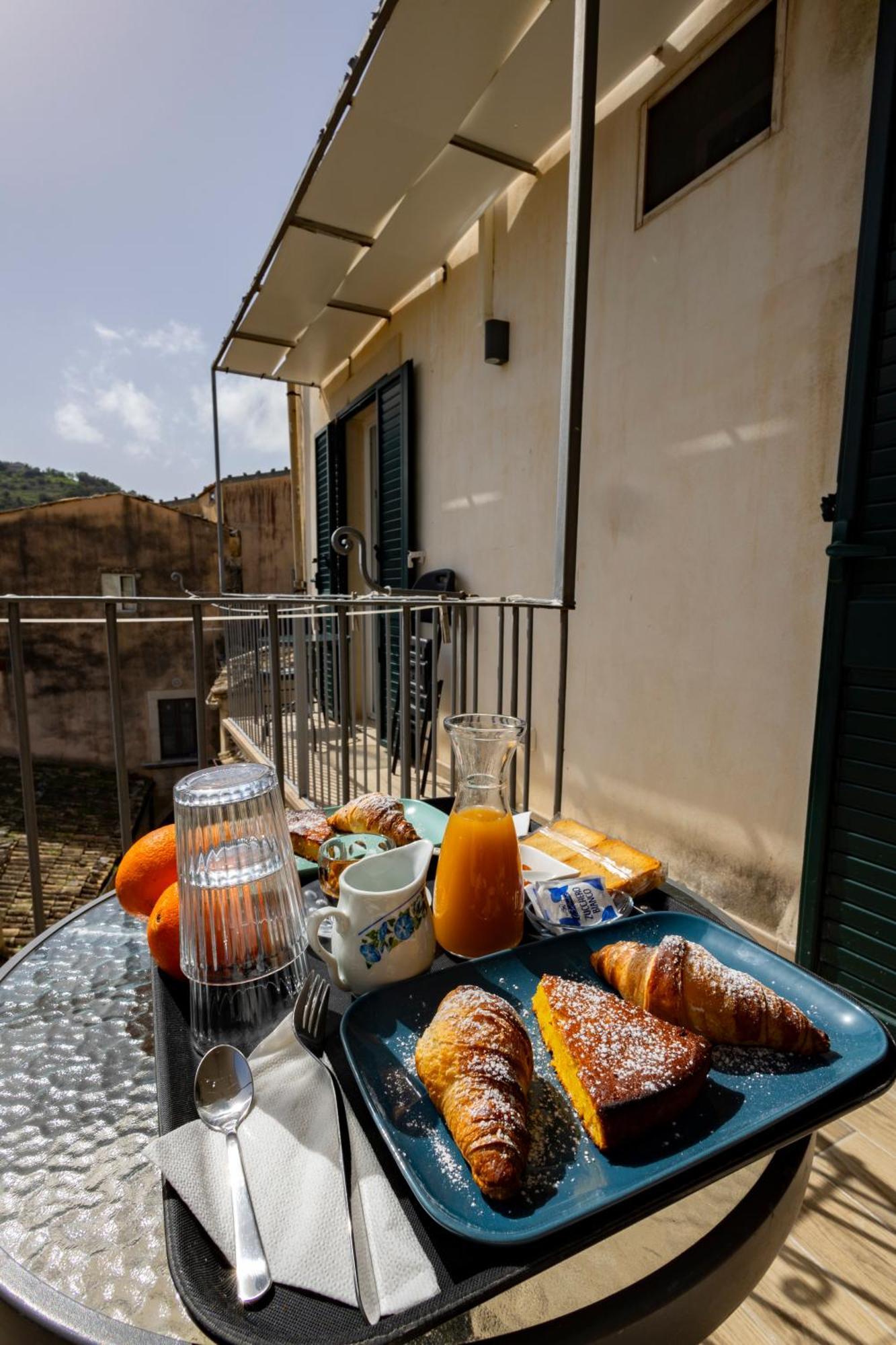 B&B Belvedere All'Idria Raguse Extérieur photo